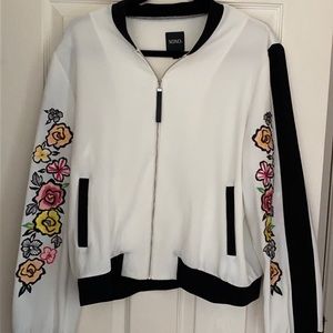 Embroidered bomber jacket
